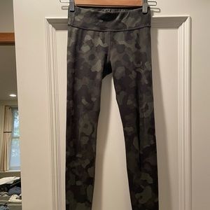 Athleta Girl camo leggings